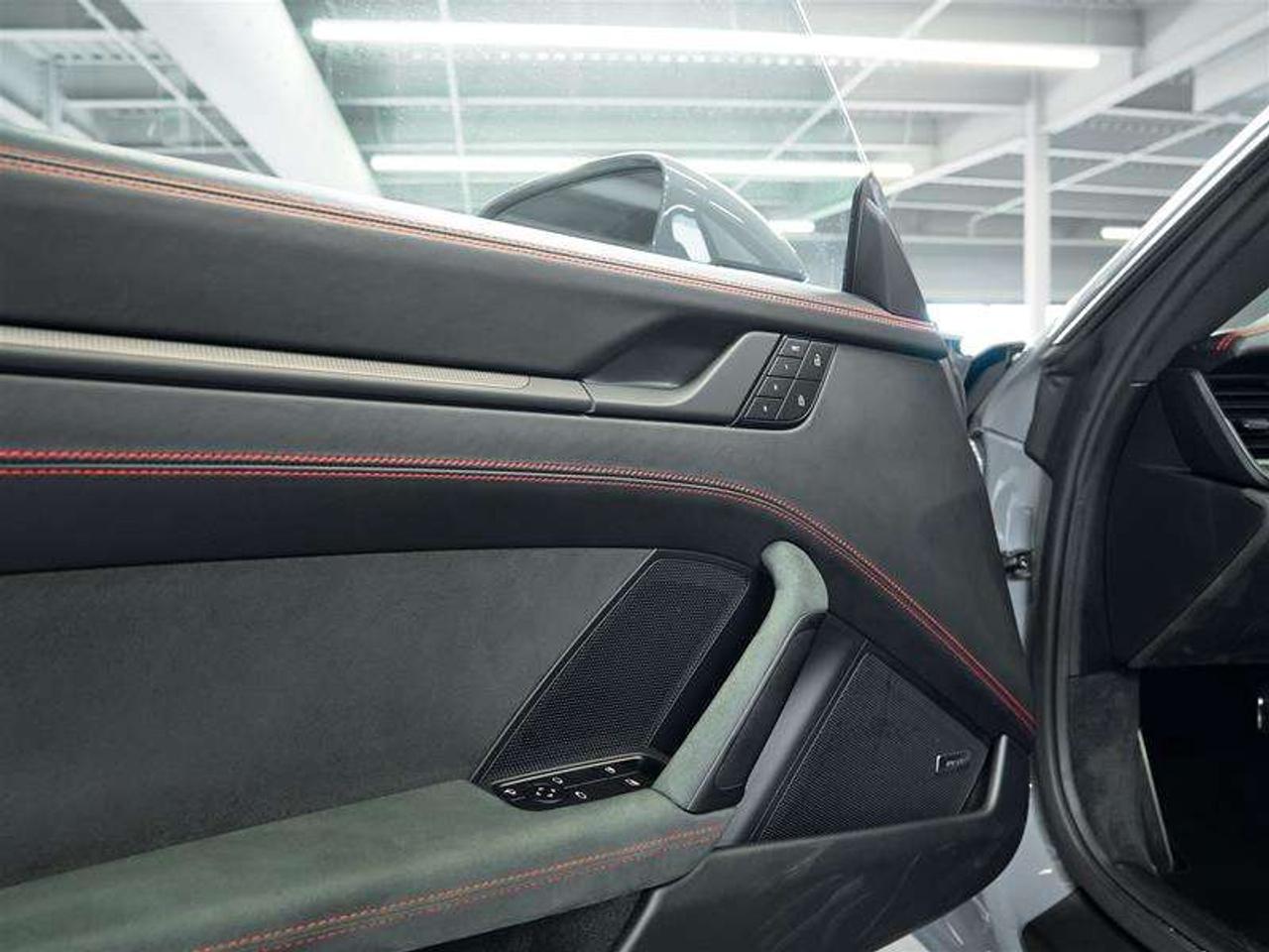 2023 Porsche 911 Carrera 4 GTS Coupe Photo