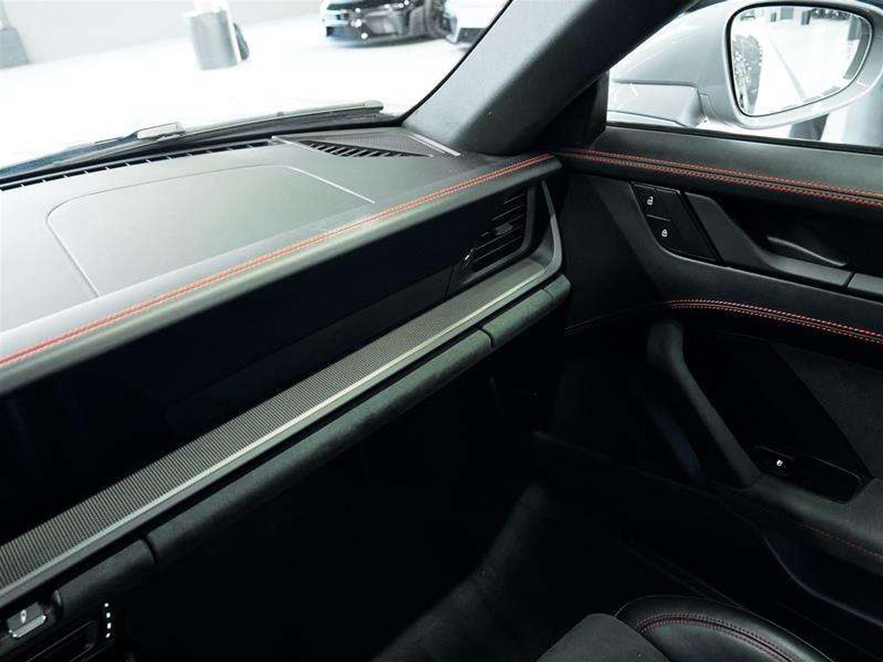 2023 Porsche 911 Carrera 4 GTS Coupe Photo