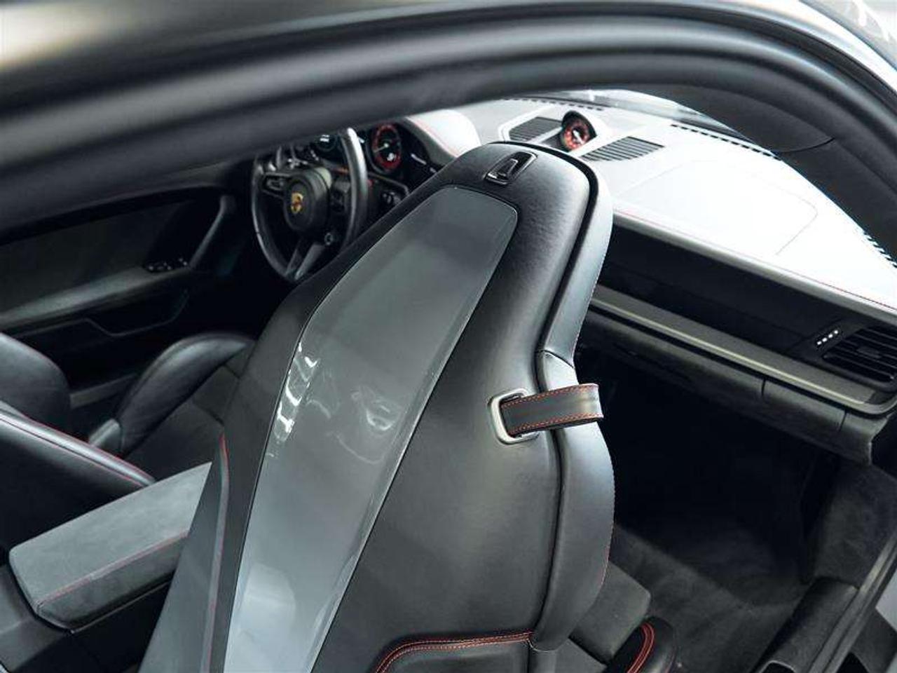 2023 Porsche 911 Carrera 4 GTS Coupe Photo