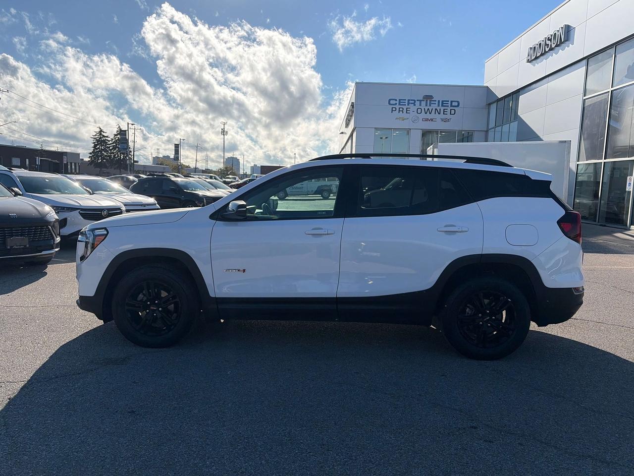 2022 GMC Terrain AT4 Photo
