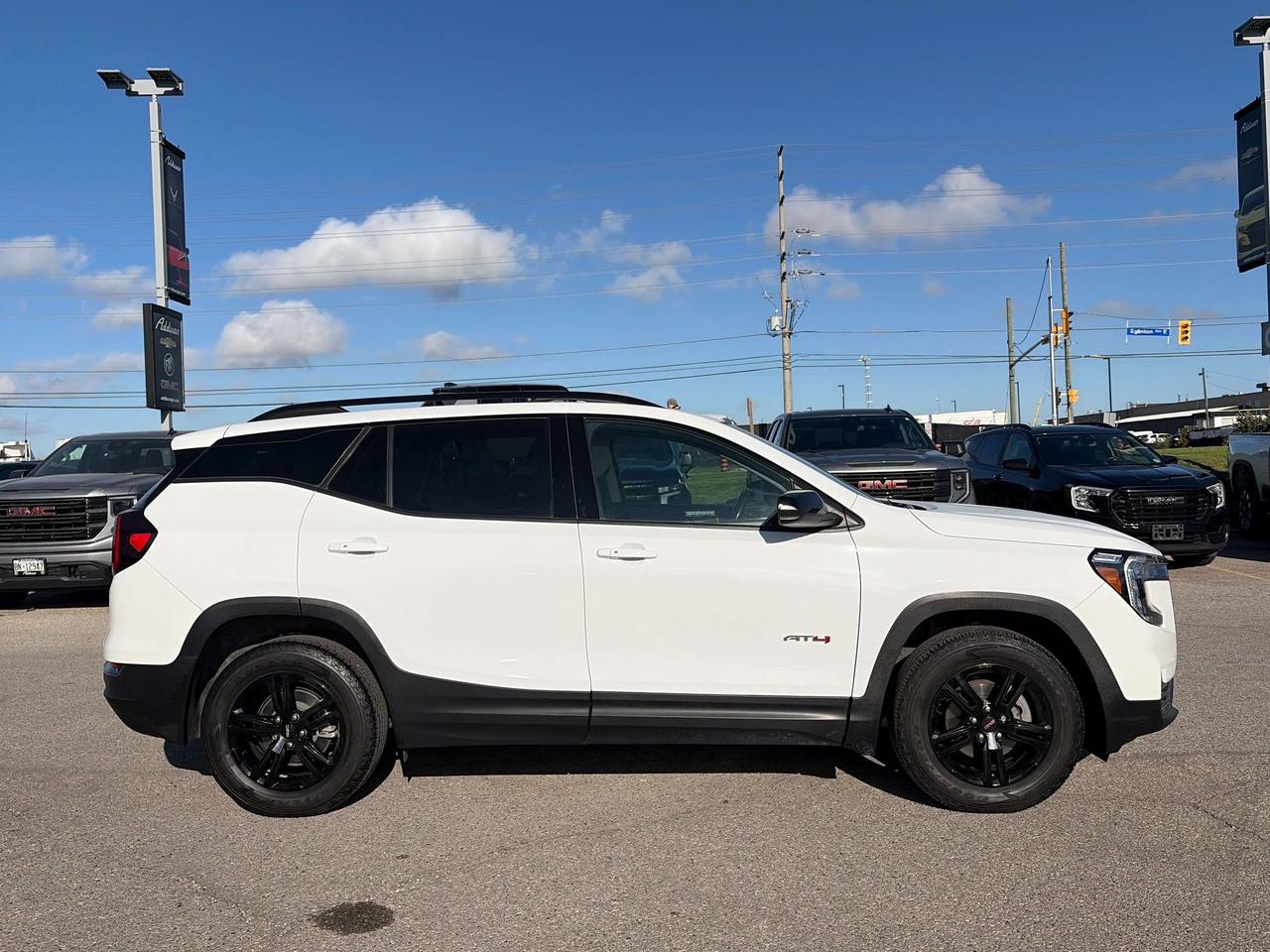 2022 GMC Terrain AT4 Photo