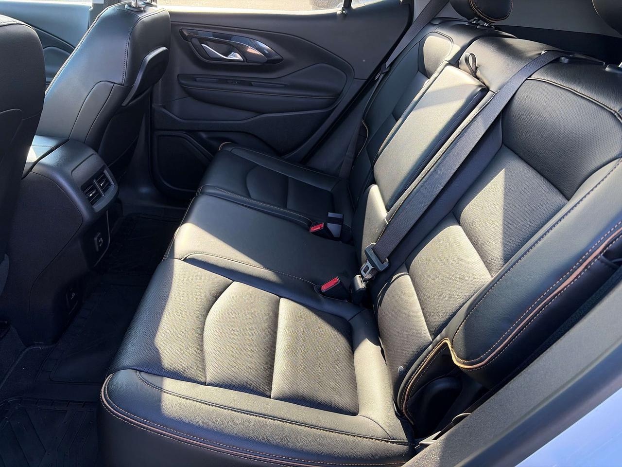 2022 GMC Terrain AT4 Photo