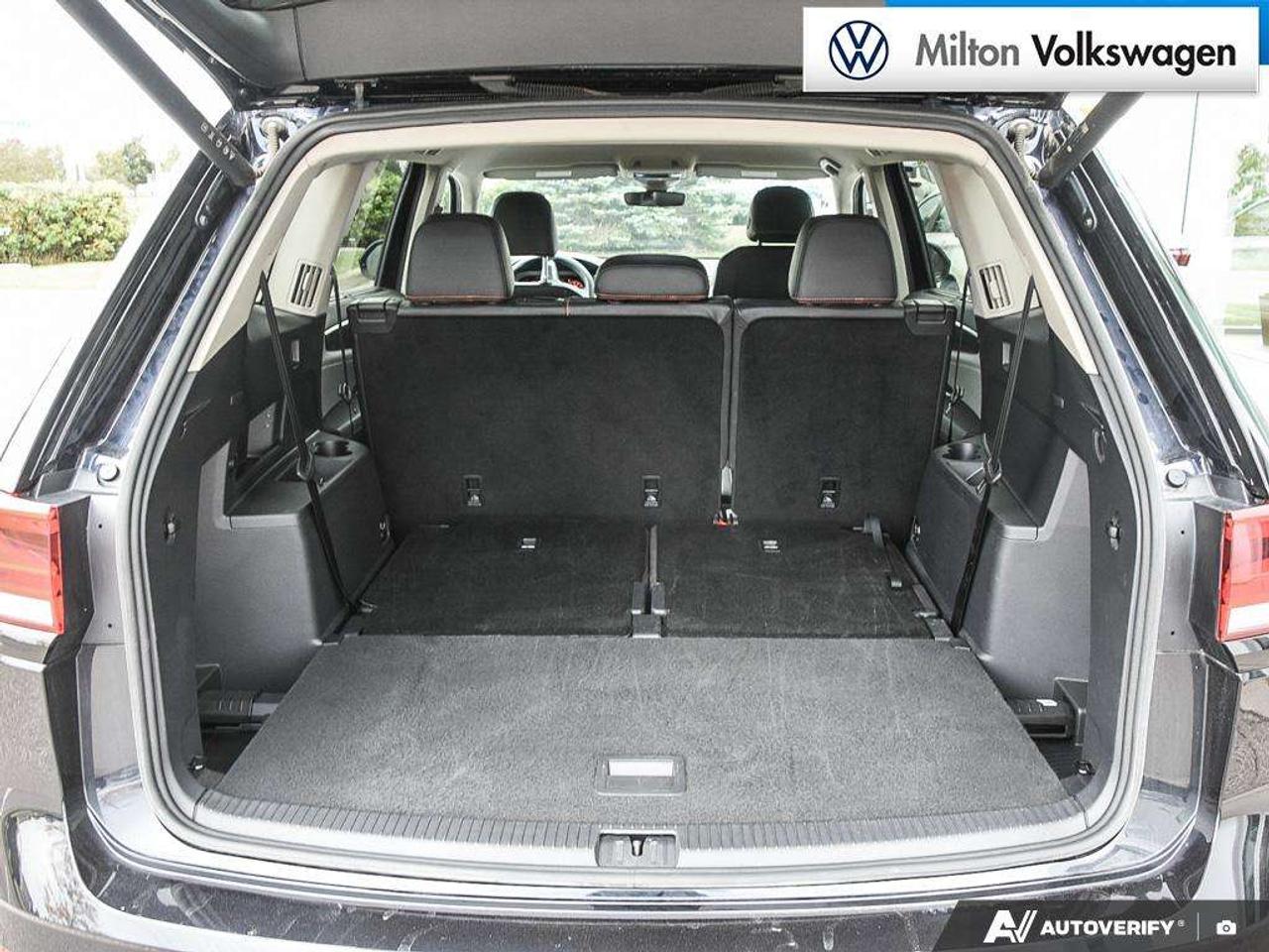 2024 Volkswagen Atlas Peak Edition 2.0 TSI 4MOTION Photo
