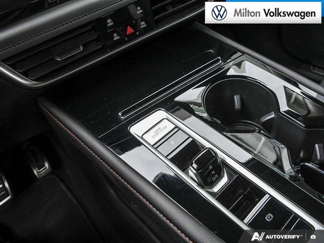 2024 Volkswagen Atlas Peak Edition 2.0 TSI 4MOTION Photo