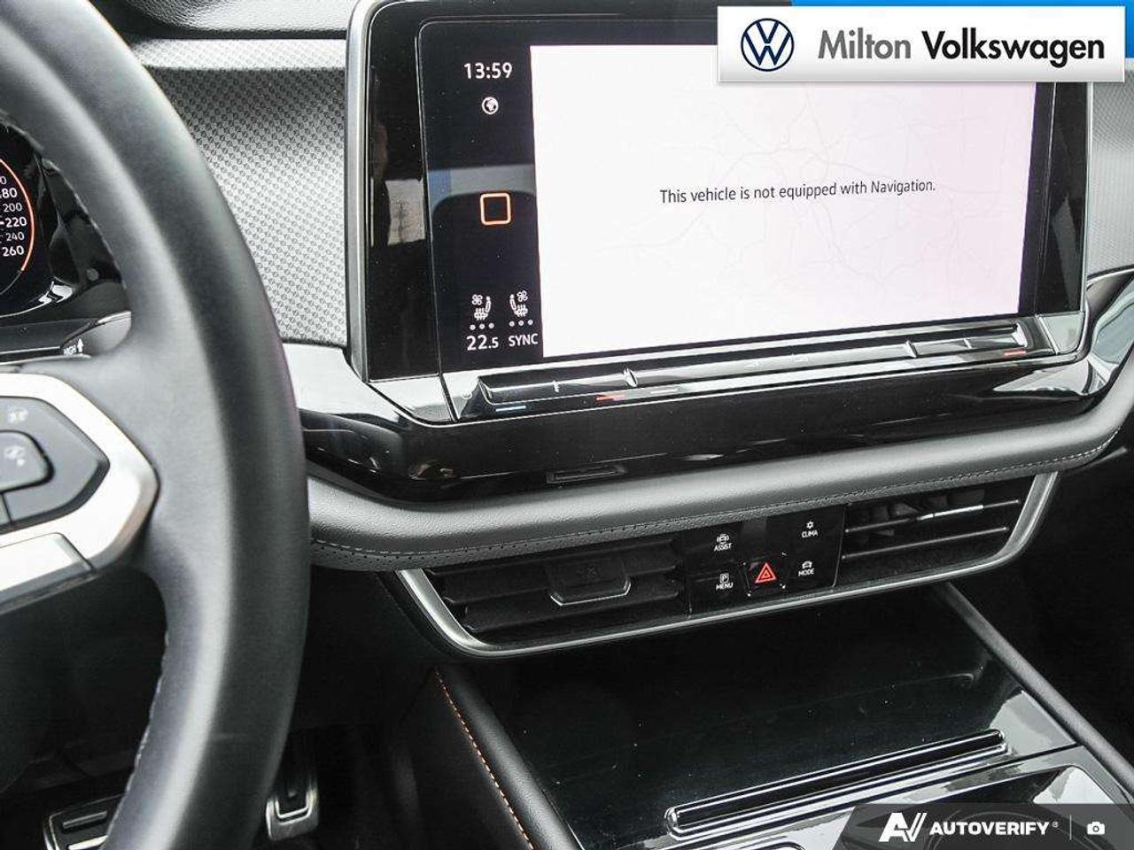 2024 Volkswagen Atlas Peak Edition 2.0 TSI 4MOTION Photo