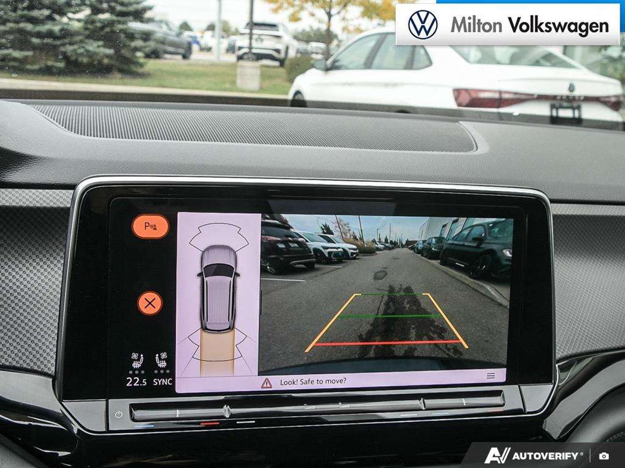 2024 Volkswagen Atlas Peak Edition 2.0 TSI 4MOTION Photo