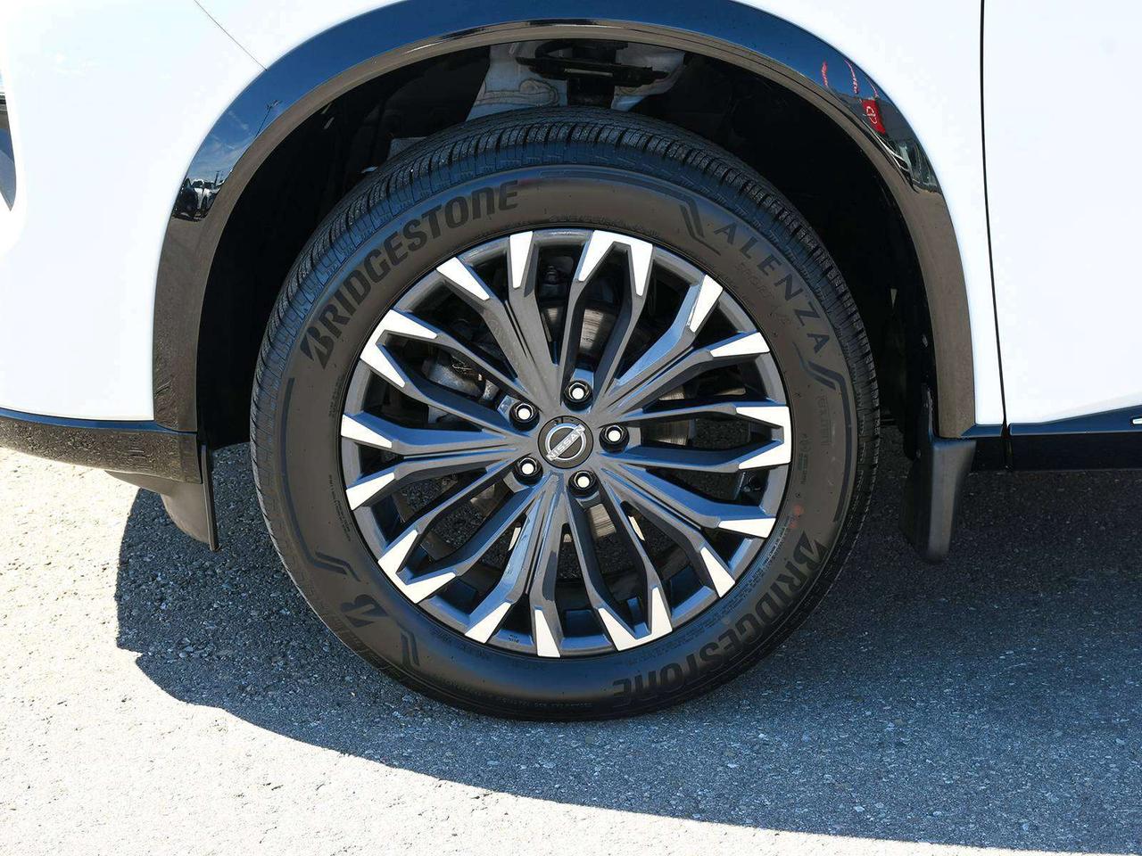 2024 Nissan Rogue Platinum  - Certified - HUD Photo