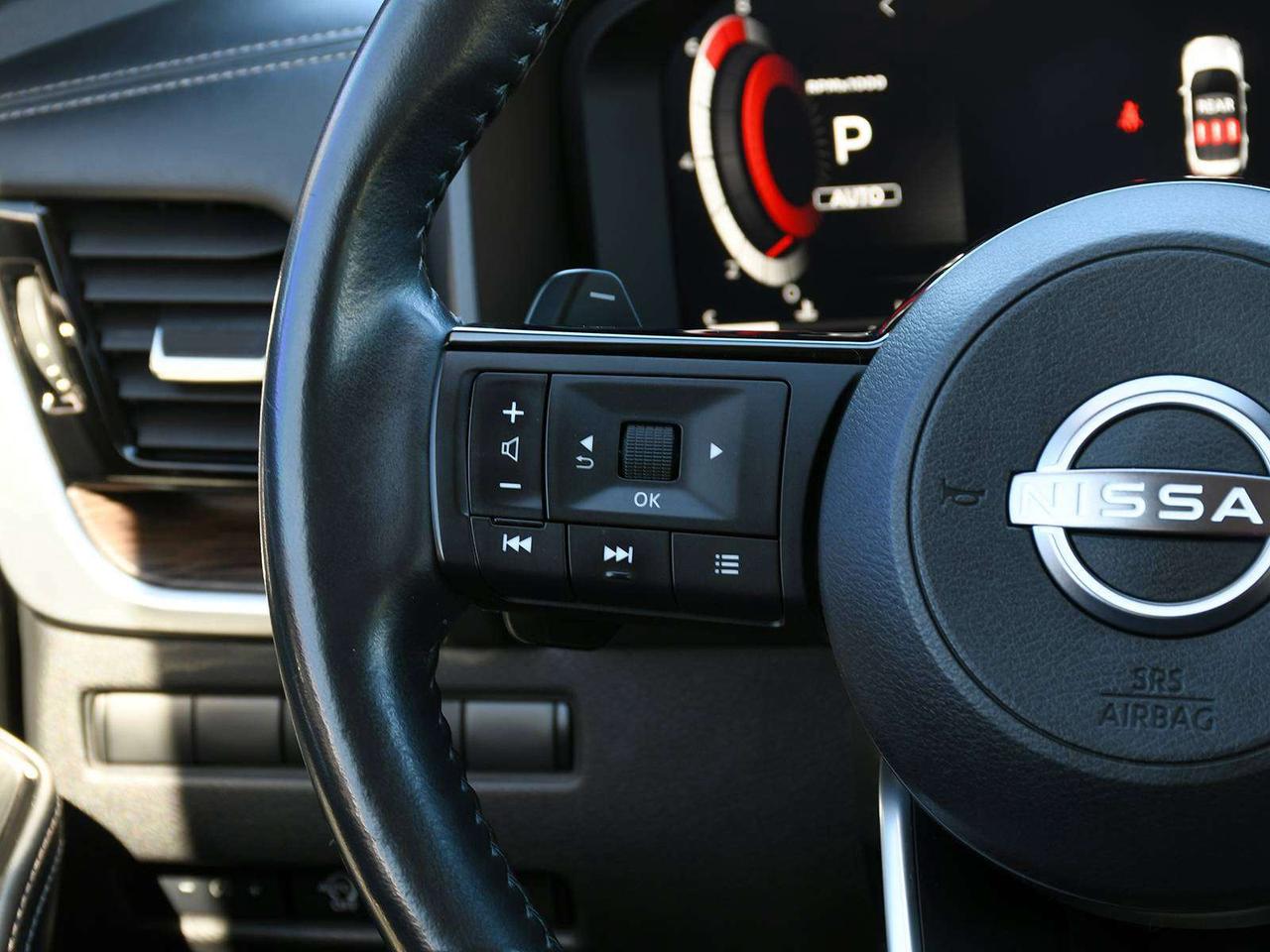 2024 Nissan Rogue Platinum  - Certified - HUD Photo