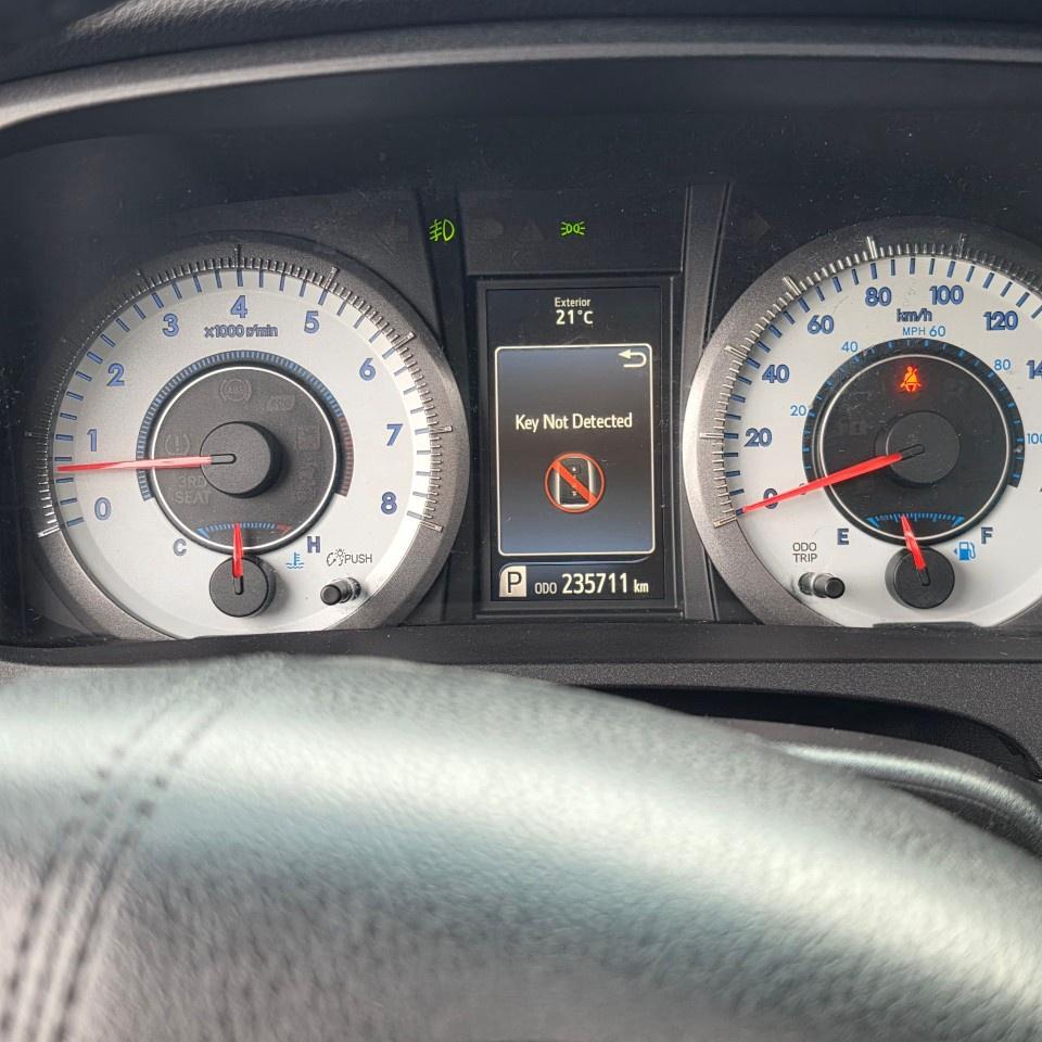 2015 Toyota Sienna 5DR SE 8-PASS FWD Photo