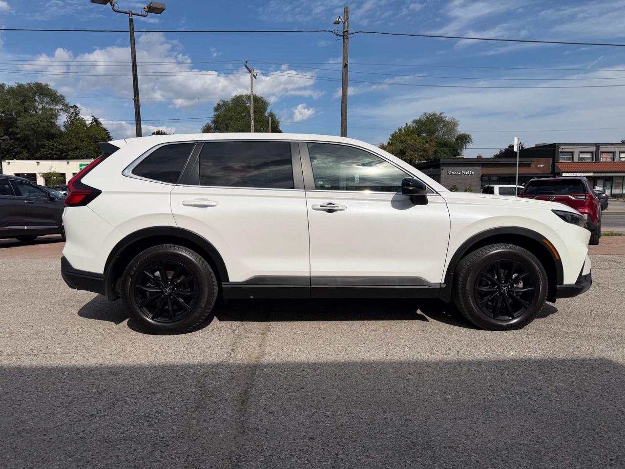 2024 Honda CR-V Hybrid EX-L AWD Photo