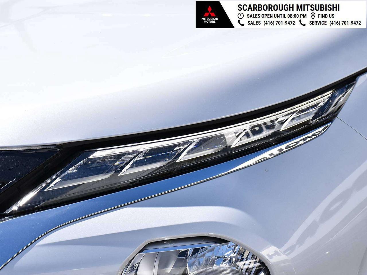 2024 Mitsubishi Outlander SE, sunroof, blue tooth, blind spot, rear camera Photo