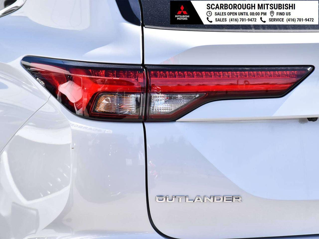 2024 Mitsubishi Outlander SE, sunroof, blue tooth, blind spot, rear camera Photo