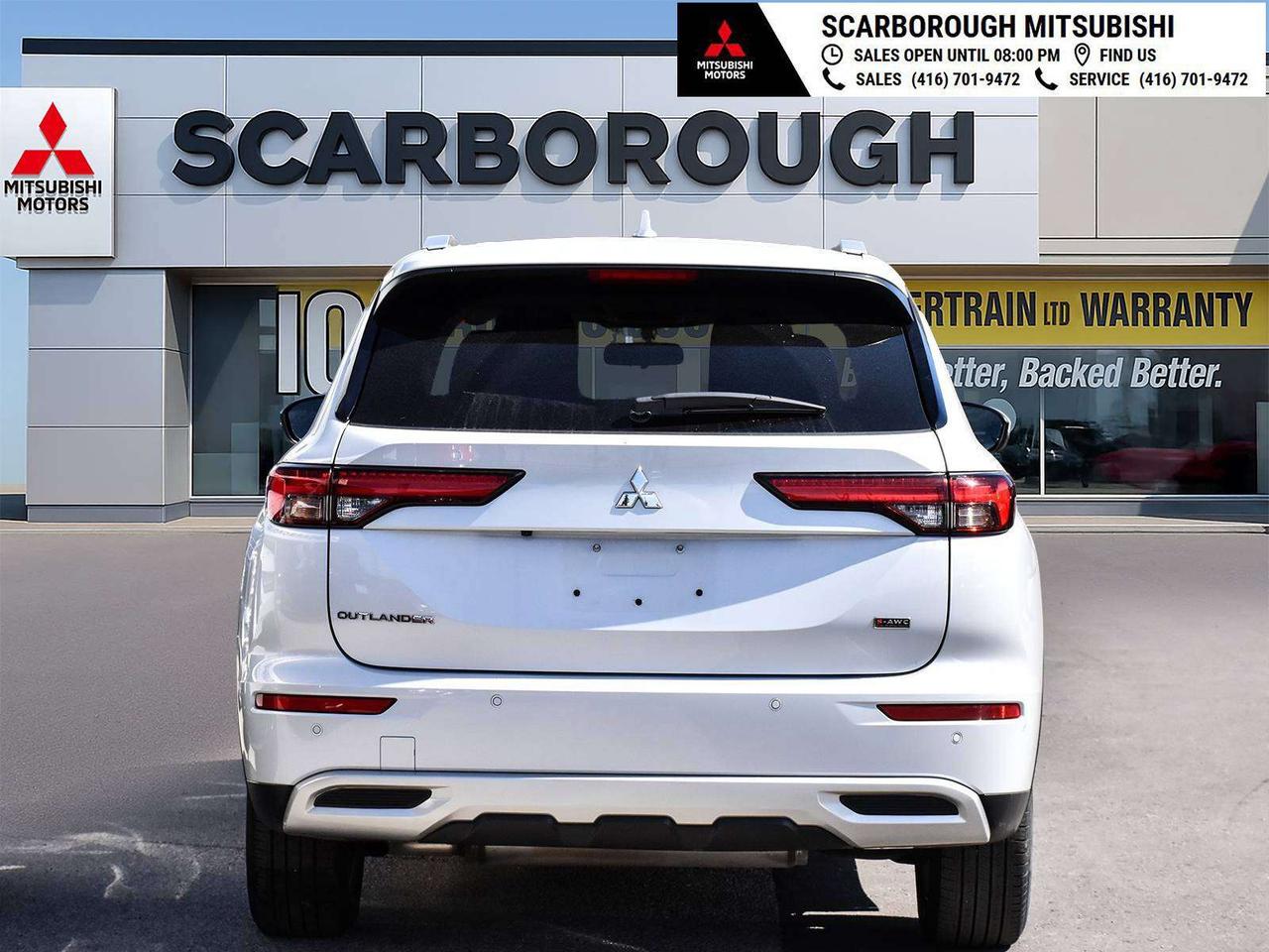 2024 Mitsubishi Outlander SE, sunroof, blue tooth, blind spot, rear camera Photo