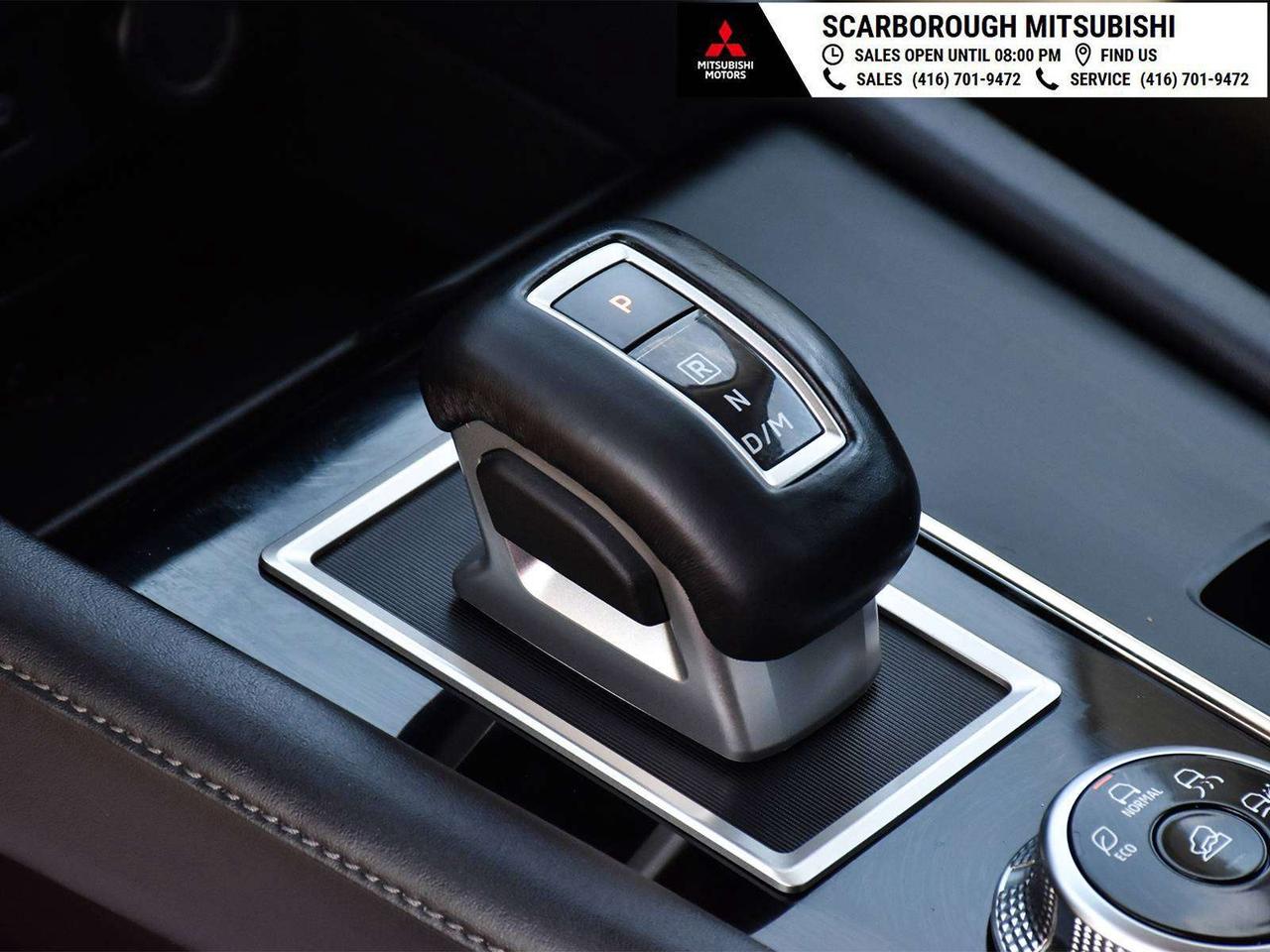 2024 Mitsubishi Outlander SE, sunroof, blue tooth, blind spot, rear camera Photo