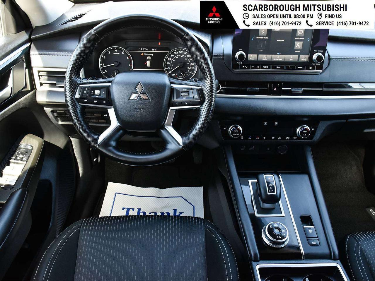 2024 Mitsubishi Outlander SE, sunroof, blue tooth, blind spot, rear camera Photo