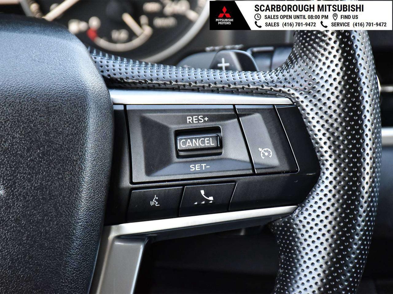 2024 Mitsubishi Outlander SE, sunroof, blue tooth, blind spot, rear camera Photo