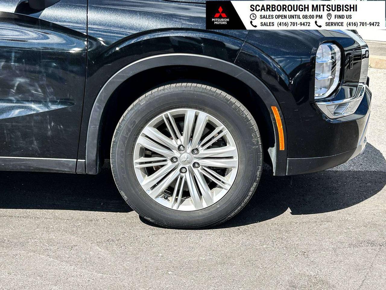 2024 Mitsubishi Outlander LE, sunroof, blue tooth, blind spot, rear camera Photo