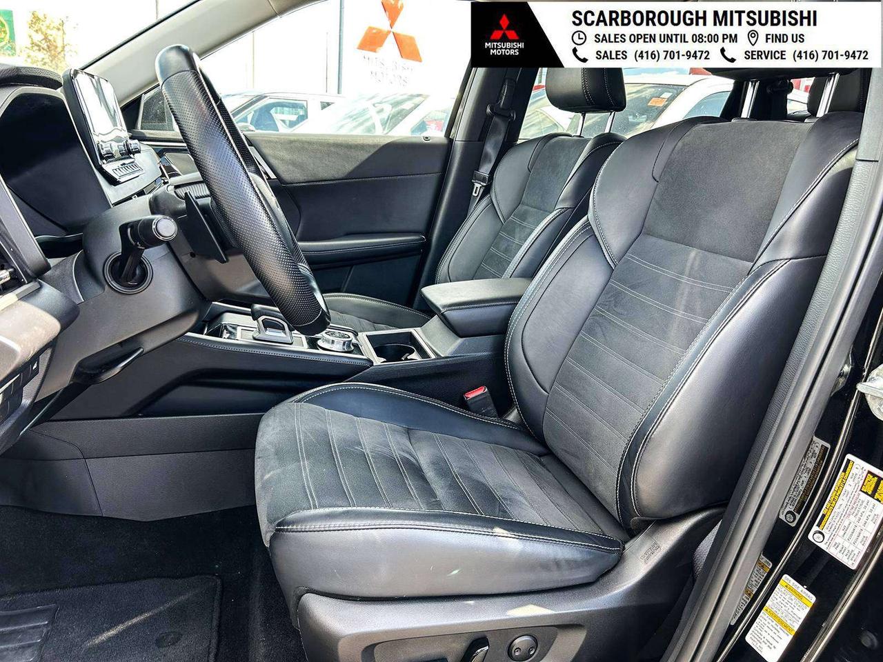 2024 Mitsubishi Outlander LE, sunroof, blue tooth, blind spot, rear camera Photo