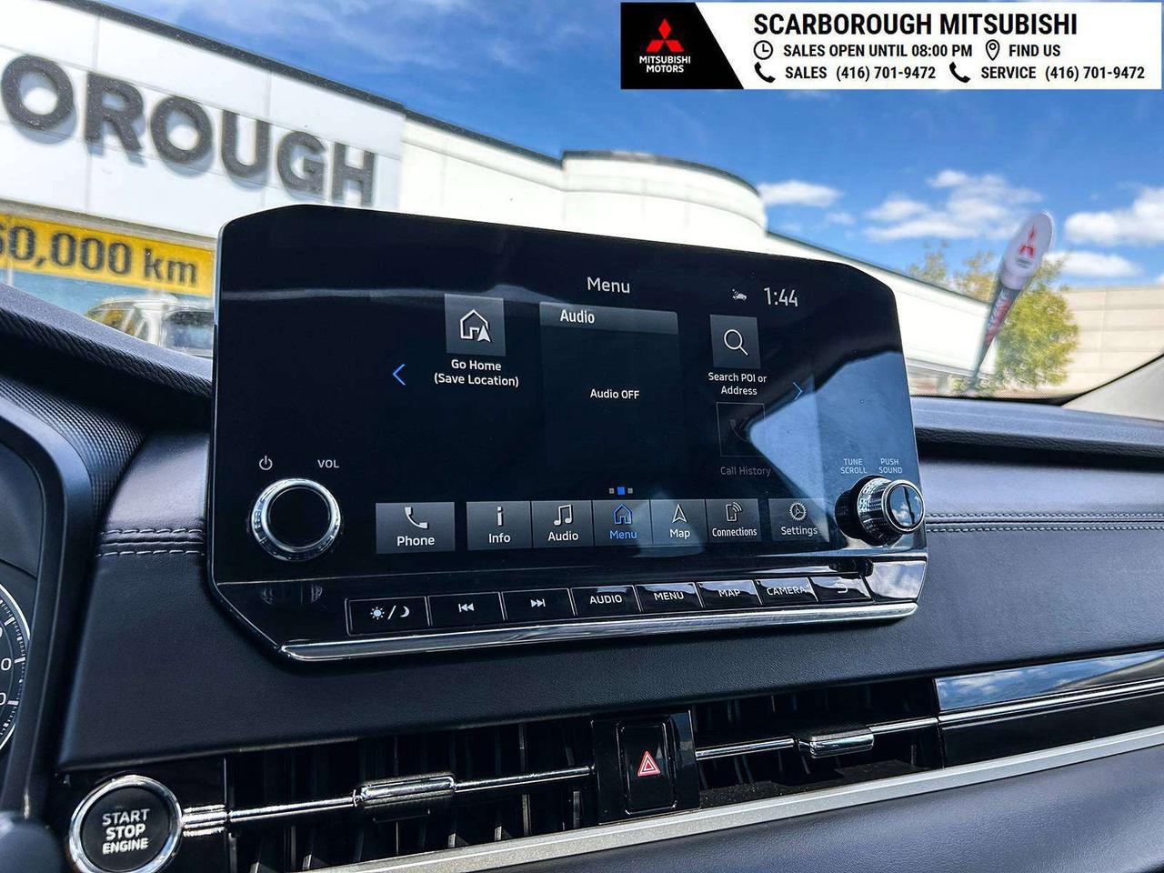 2024 Mitsubishi Outlander LE, sunroof, blue tooth, blind spot, rear camera Photo