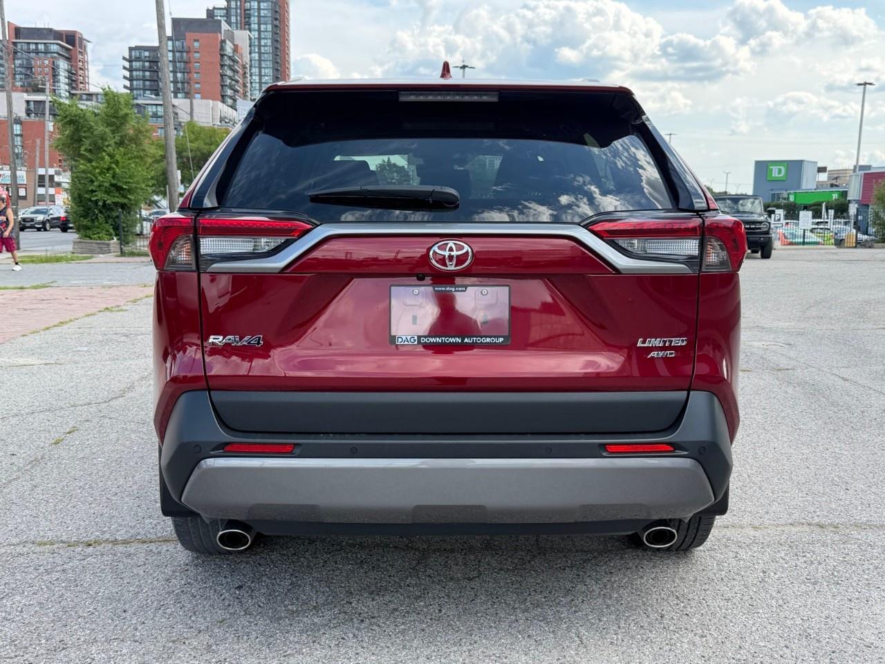 2019 Toyota RAV4 AWD LIMITED Photo