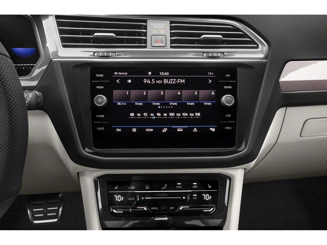2023 Volkswagen Tiguan Comfortline R-Line Black 2.0T 8sp at w/Tip 4M Photo