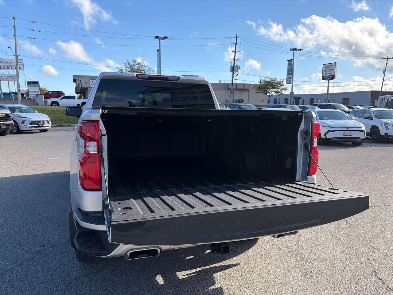 2022 Chevrolet Silverado 1500 RST with Z71 package Photo