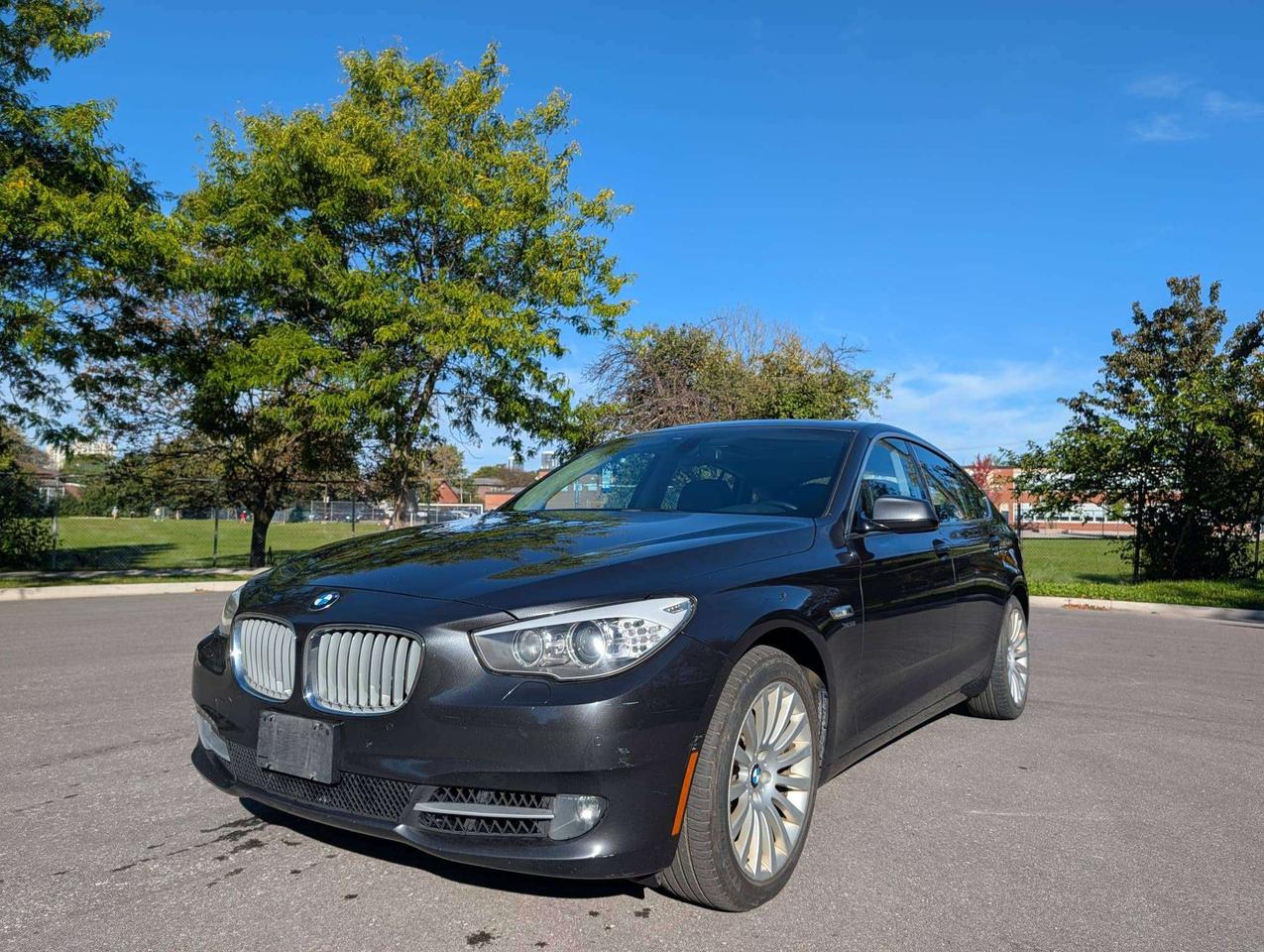 2011 BMW 5 Series xDrive Photo