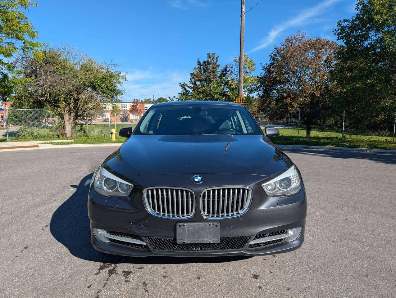 2011 BMW 5 Series xDrive Photo1