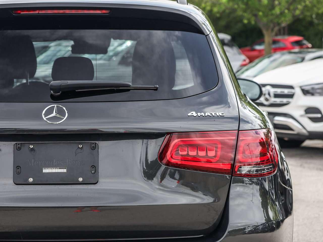 2022 Mercedes-Benz GLC GLC 300 Photo