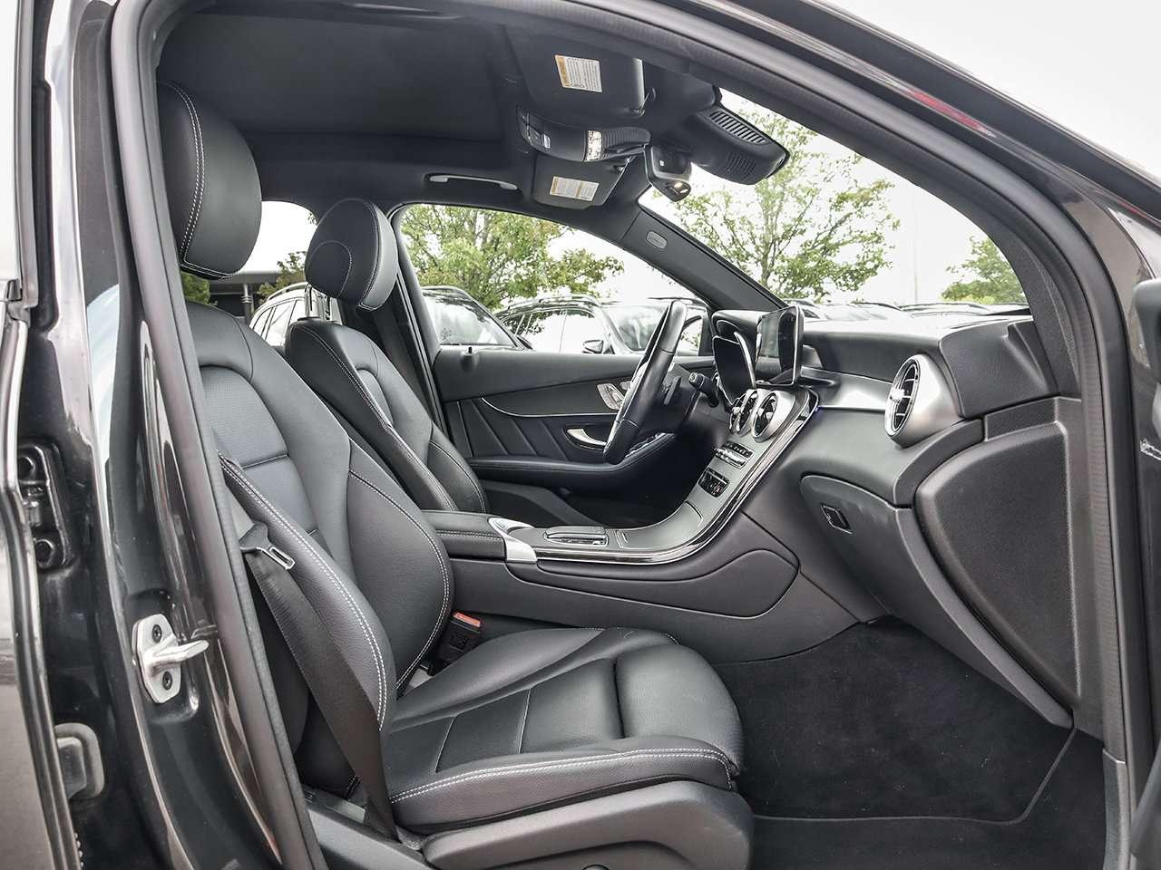 2022 Mercedes-Benz GLC GLC 300 Photo