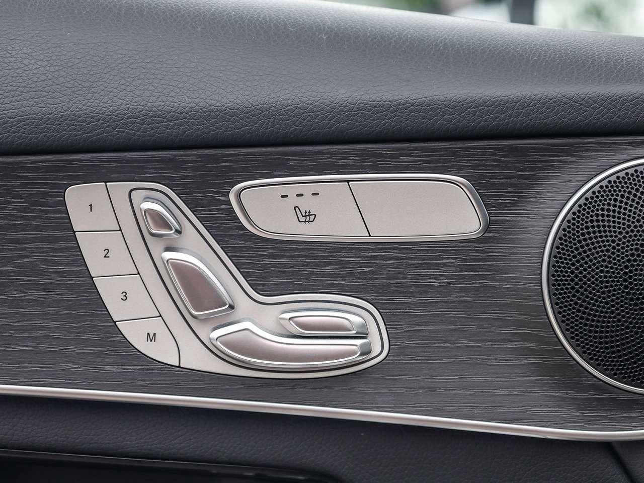 2022 Mercedes-Benz GLC GLC 300 Photo