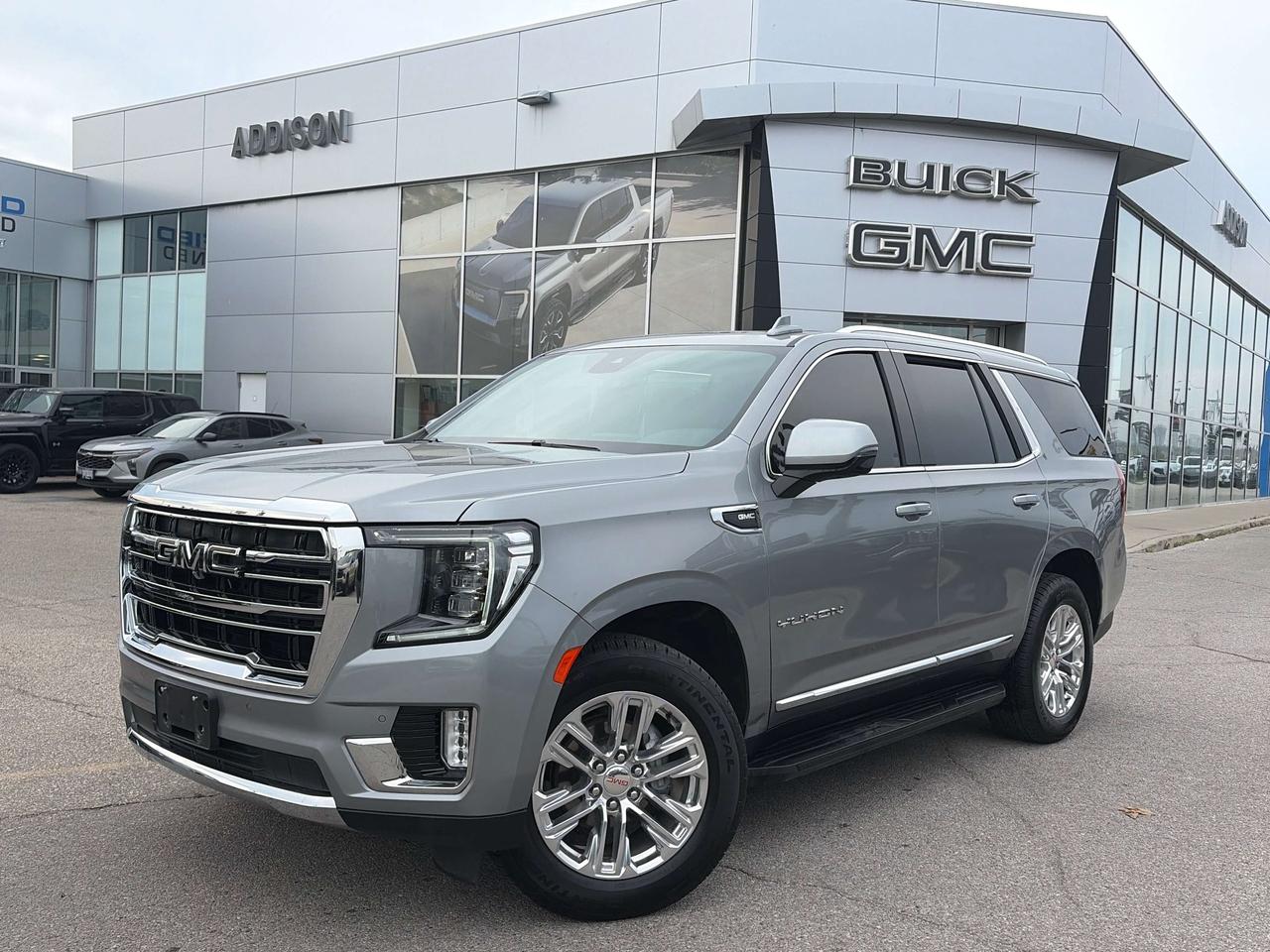 2023 GMC Yukon SLT Premium Package Photo0