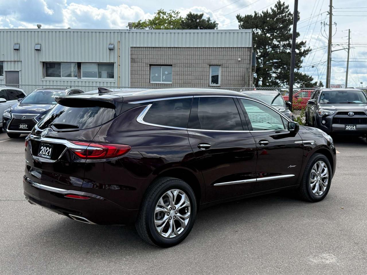 2021 Buick Enclave AWD Avenir  ACCIDENT FREE ONE OWNER CERTIFIED MINT Photo