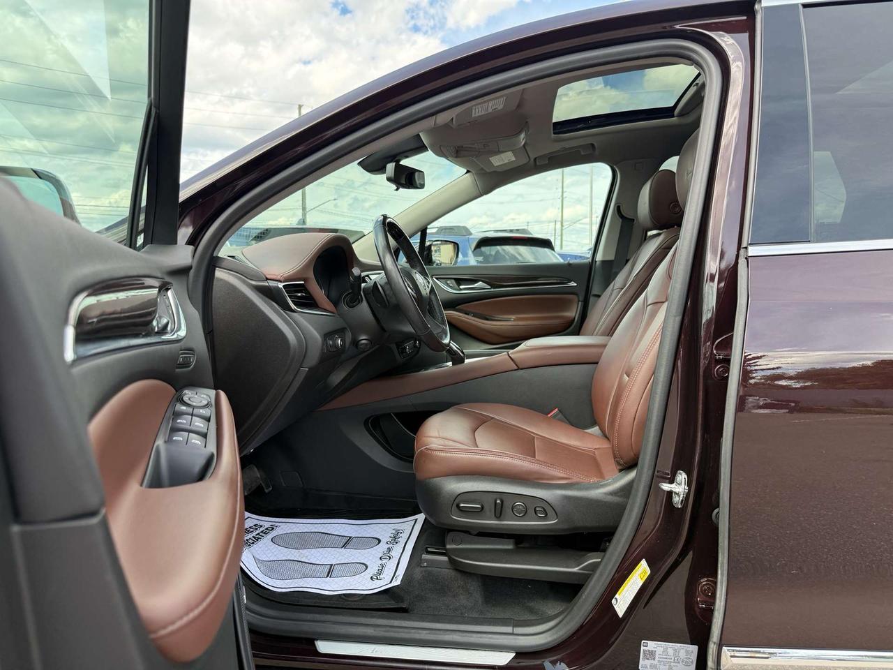2021 Buick Enclave AWD Avenir  ACCIDENT FREE ONE OWNER CERTIFIED MINT Photo