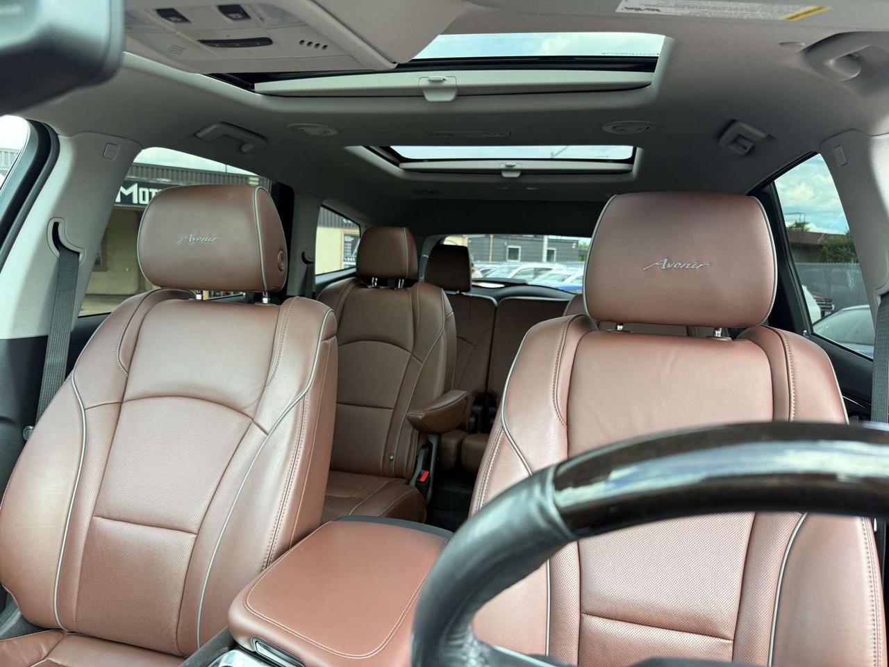 2021 Buick Enclave AWD Avenir  ACCIDENT FREE ONE OWNER CERTIFIED MINT Photo