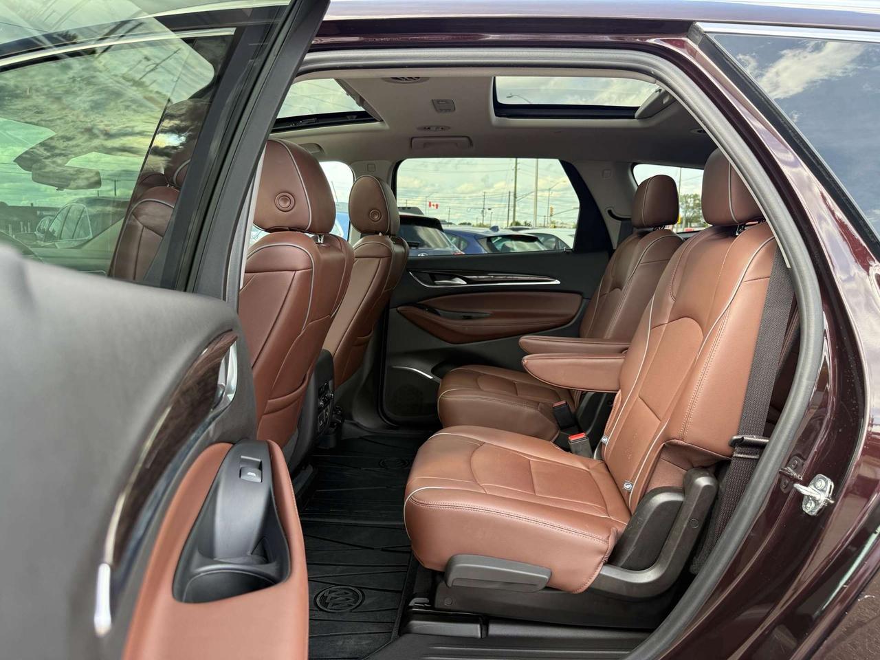 2021 Buick Enclave AWD Avenir  ACCIDENT FREE ONE OWNER CERTIFIED MINT Photo