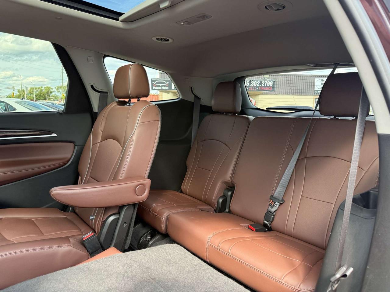 2021 Buick Enclave AWD Avenir  ACCIDENT FREE ONE OWNER CERTIFIED MINT Photo