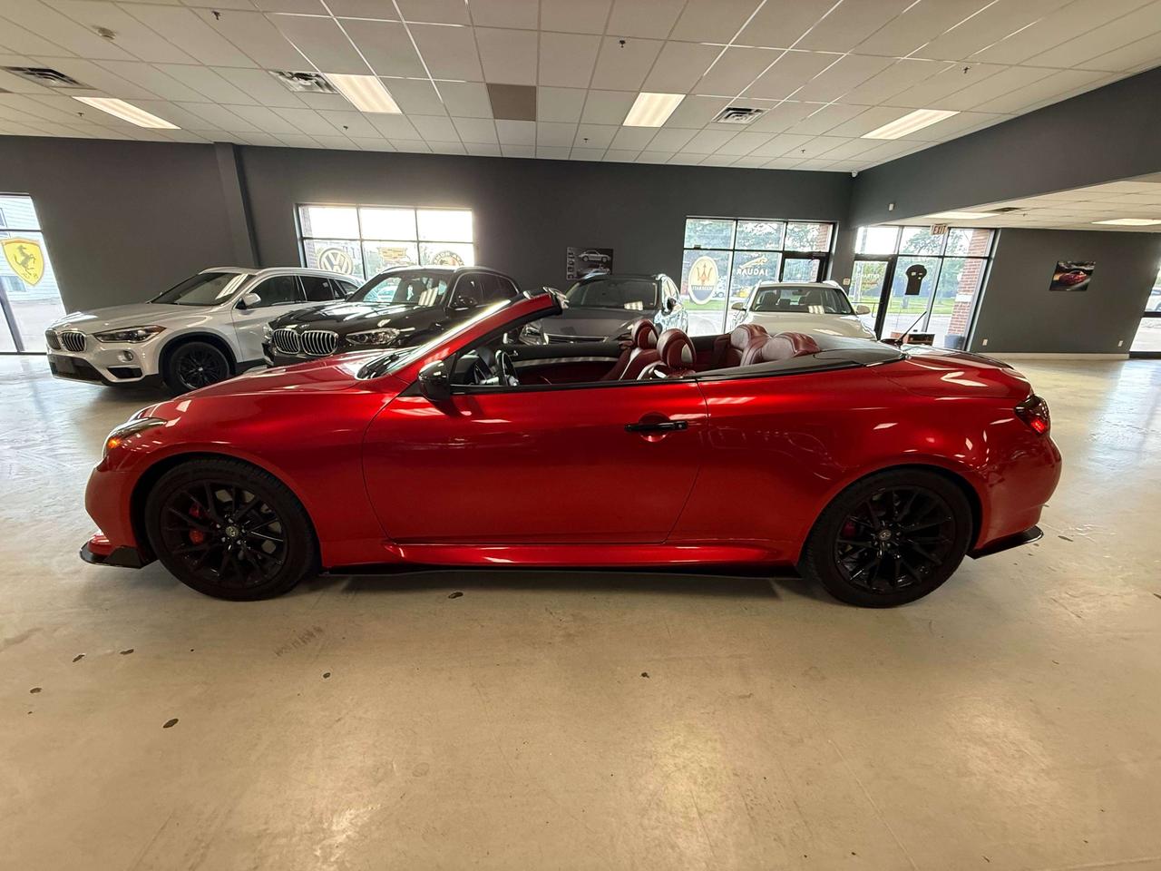2015 Infiniti Q60 IPL Red Interior Photo