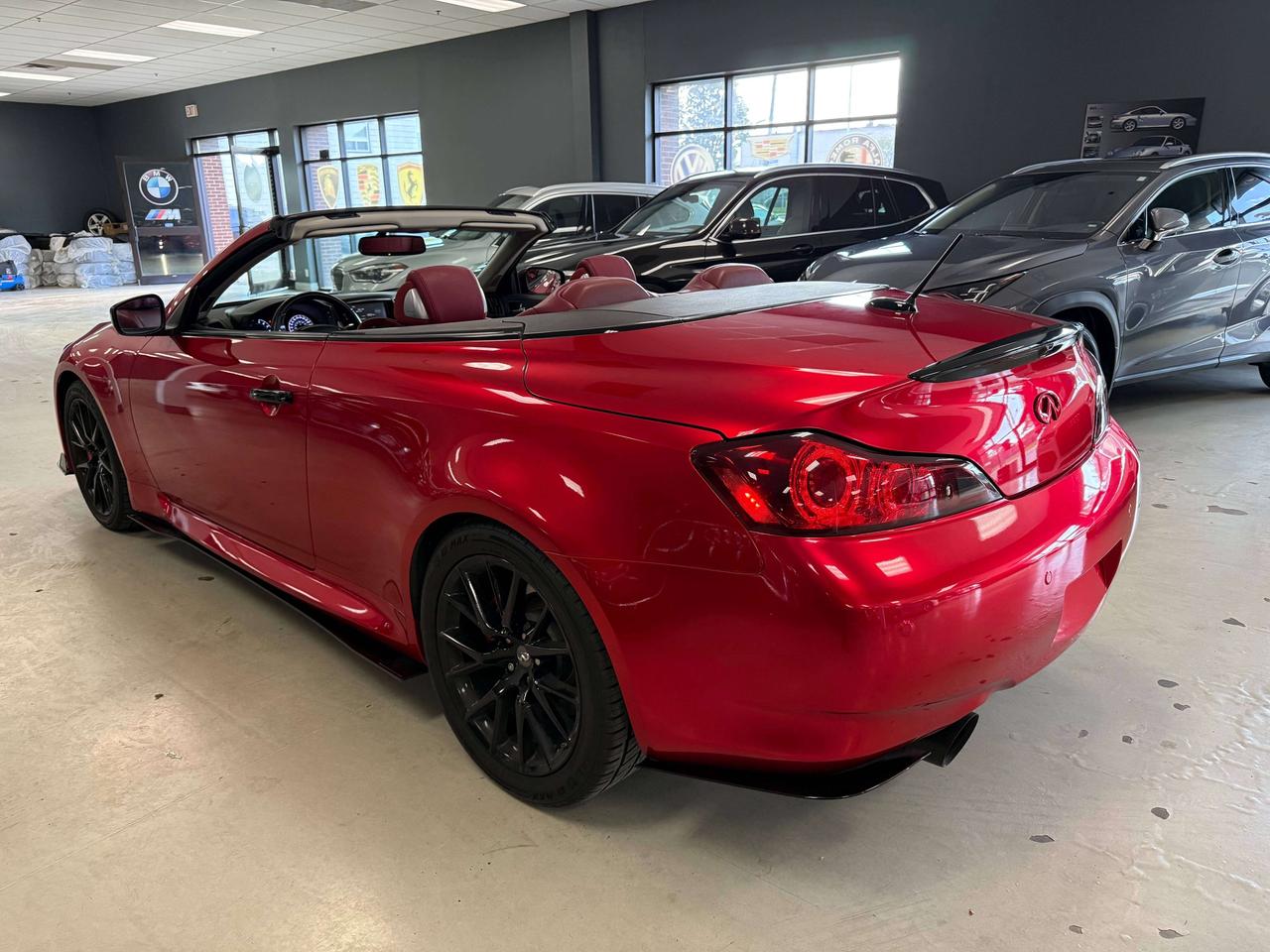 2015 Infiniti Q60 IPL Red Interior Photo