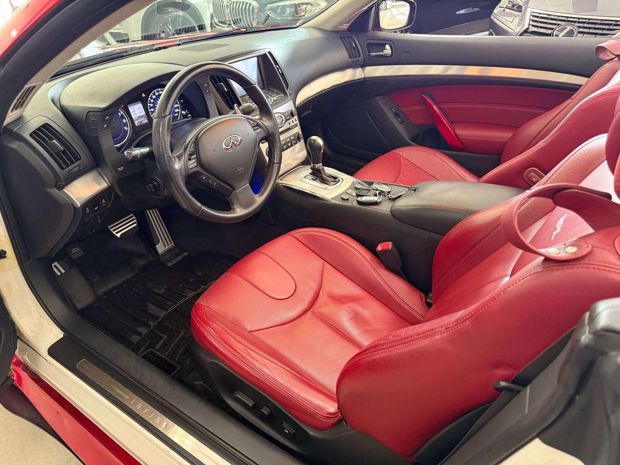 2015 Infiniti Q60 IPL Red Interior Photo