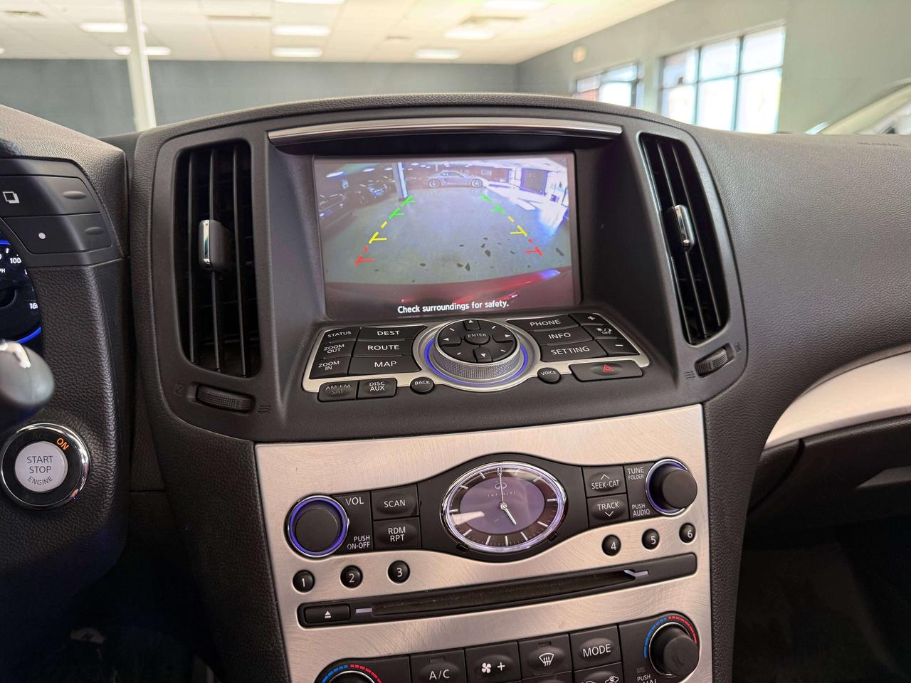 2015 Infiniti Q60 IPL Red Interior Photo