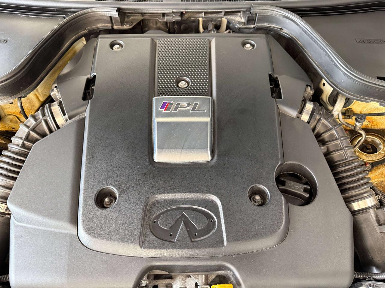 2015 Infiniti Q60 IPL Red Interior Photo