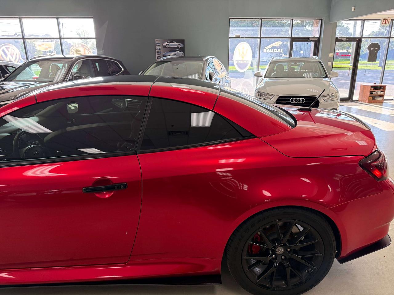2015 Infiniti Q60 IPL Red Interior Photo