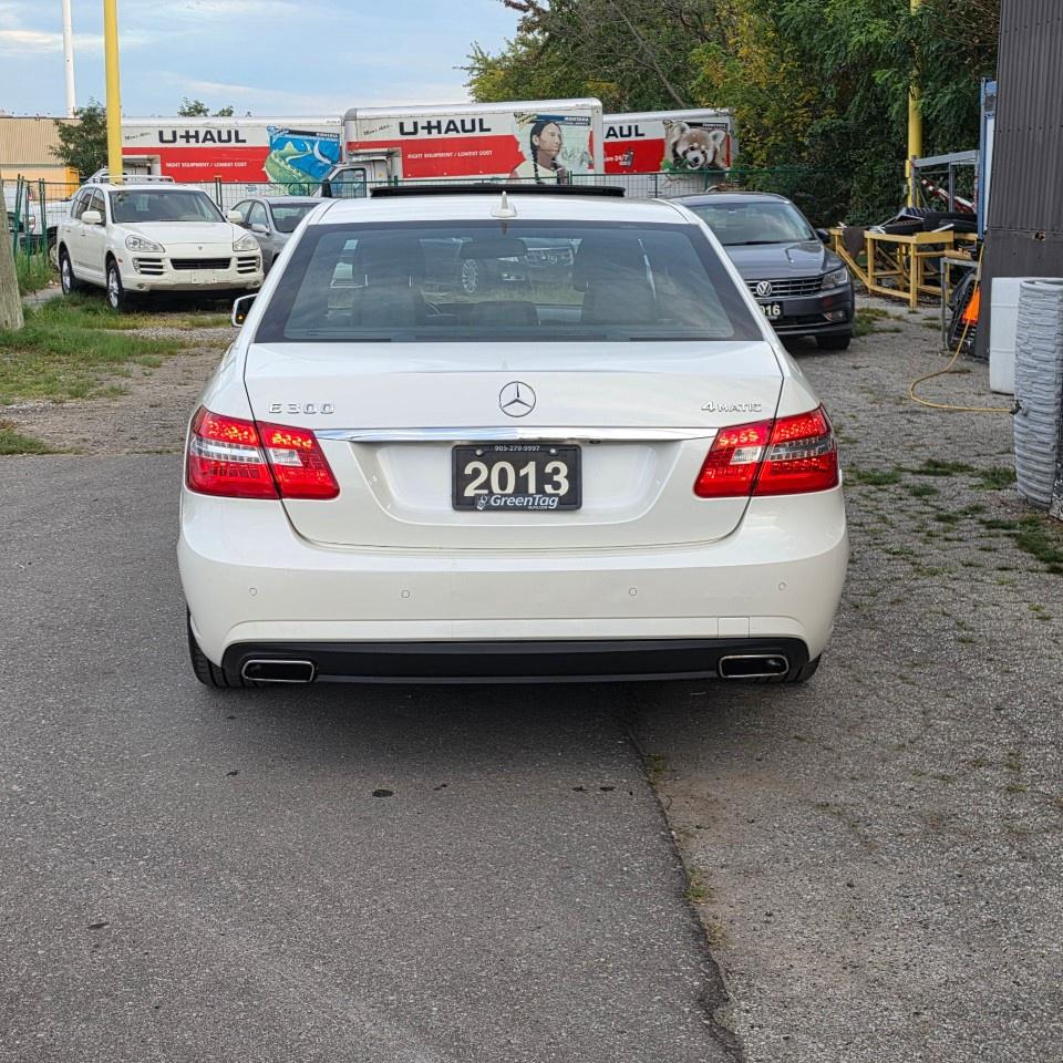 2013 Mercedes-Benz E-Class E 300 4MATIC Sedan Photo