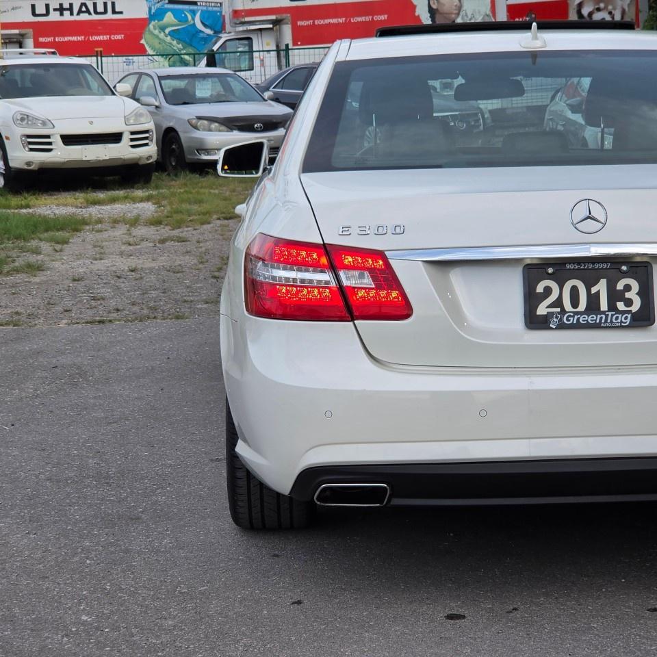 2013 Mercedes-Benz E-Class E 300 4MATIC Sedan Photo
