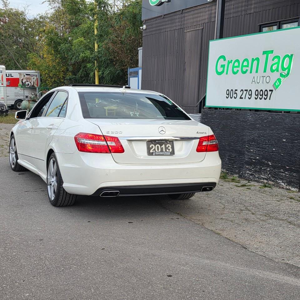2013 Mercedes-Benz E-Class E 300 4MATIC Sedan Photo