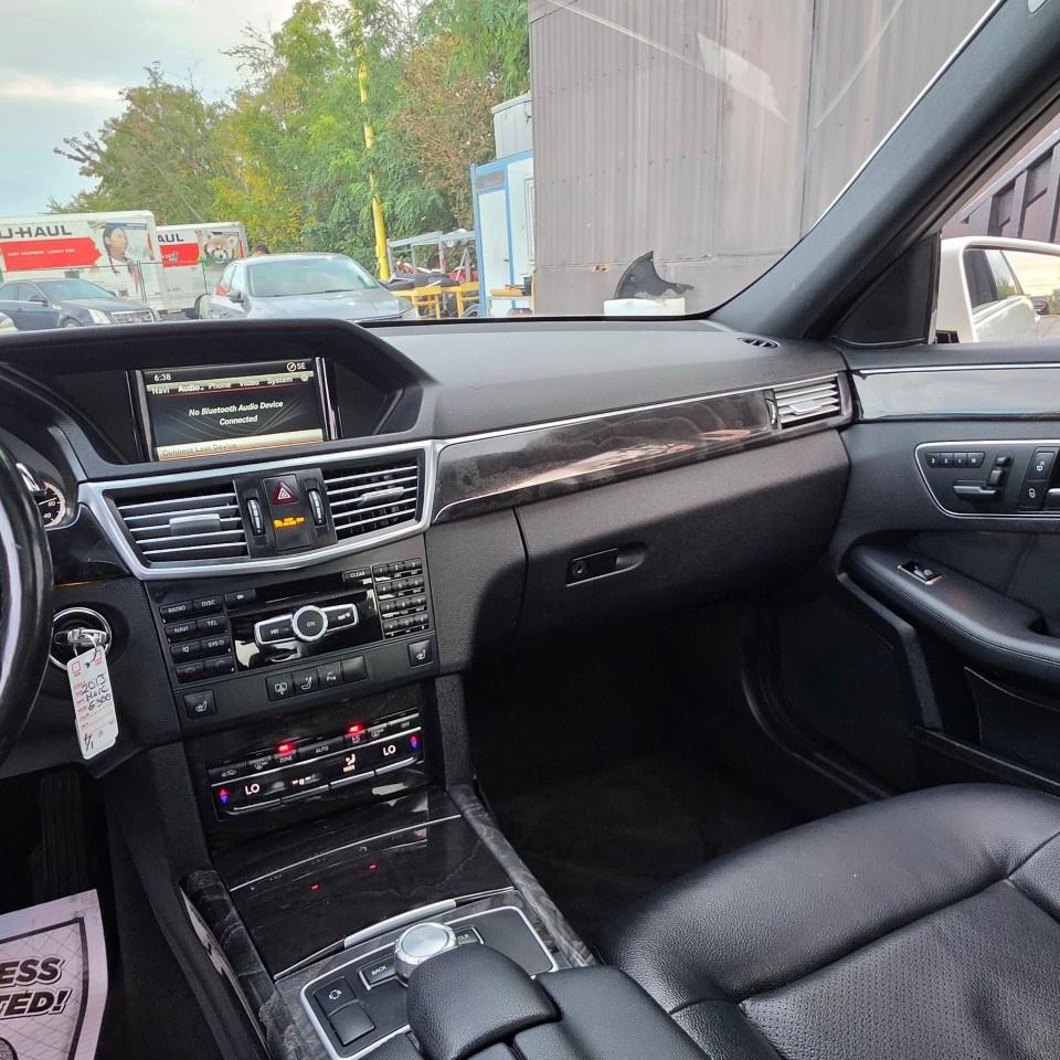 2013 Mercedes-Benz E-Class E 300 4MATIC Sedan Photo