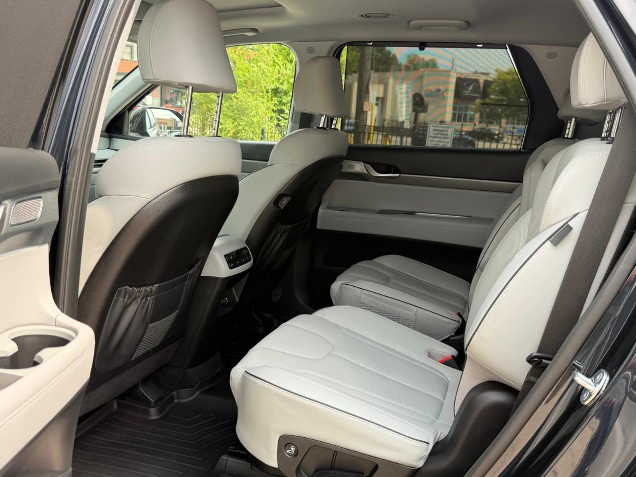 2023 Hyundai PALISADE Urban 7-Passenger AWD Photo