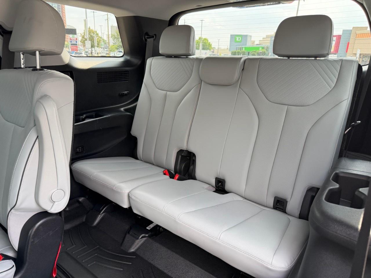 2023 Hyundai PALISADE Urban 7-Passenger AWD Photo