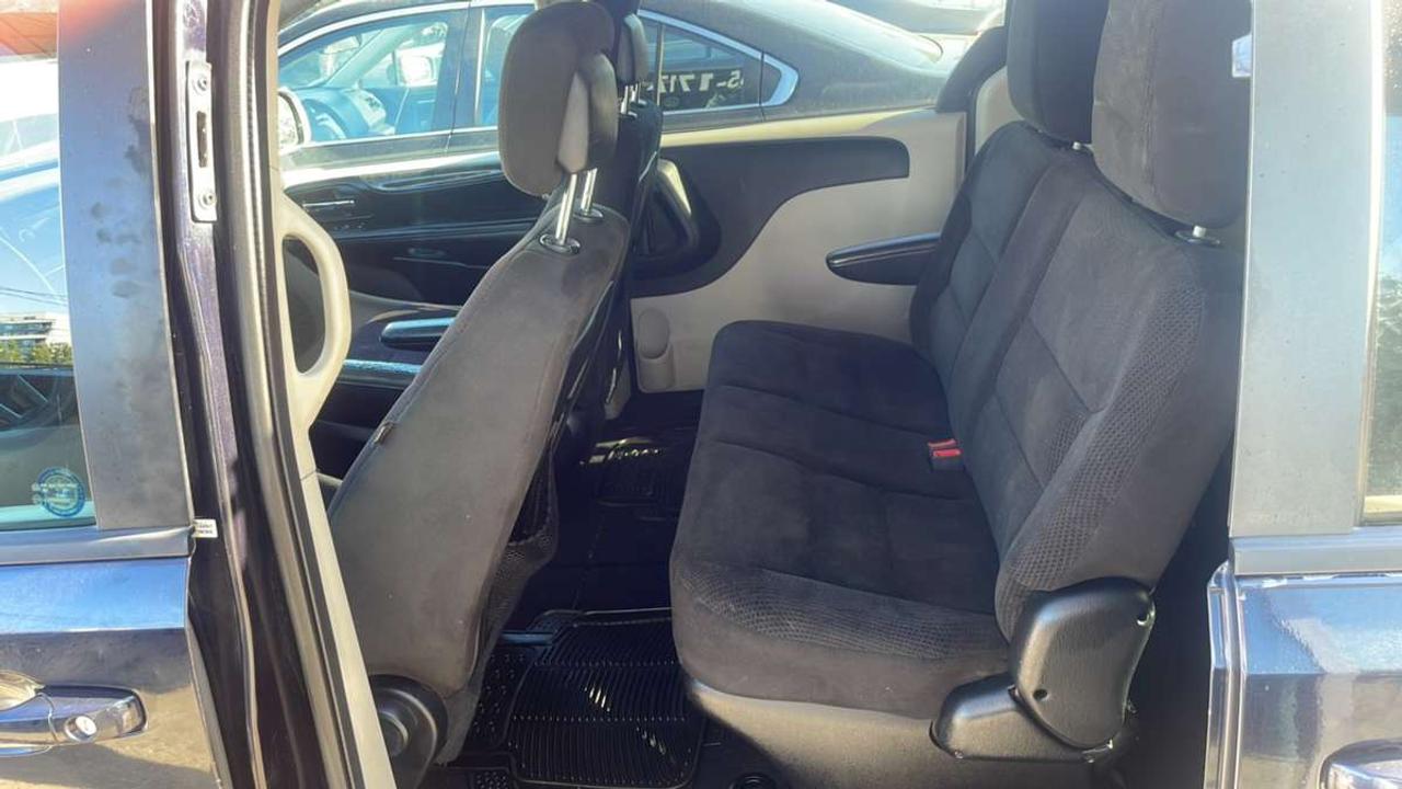 2011 Dodge Grand Caravan Express Photo